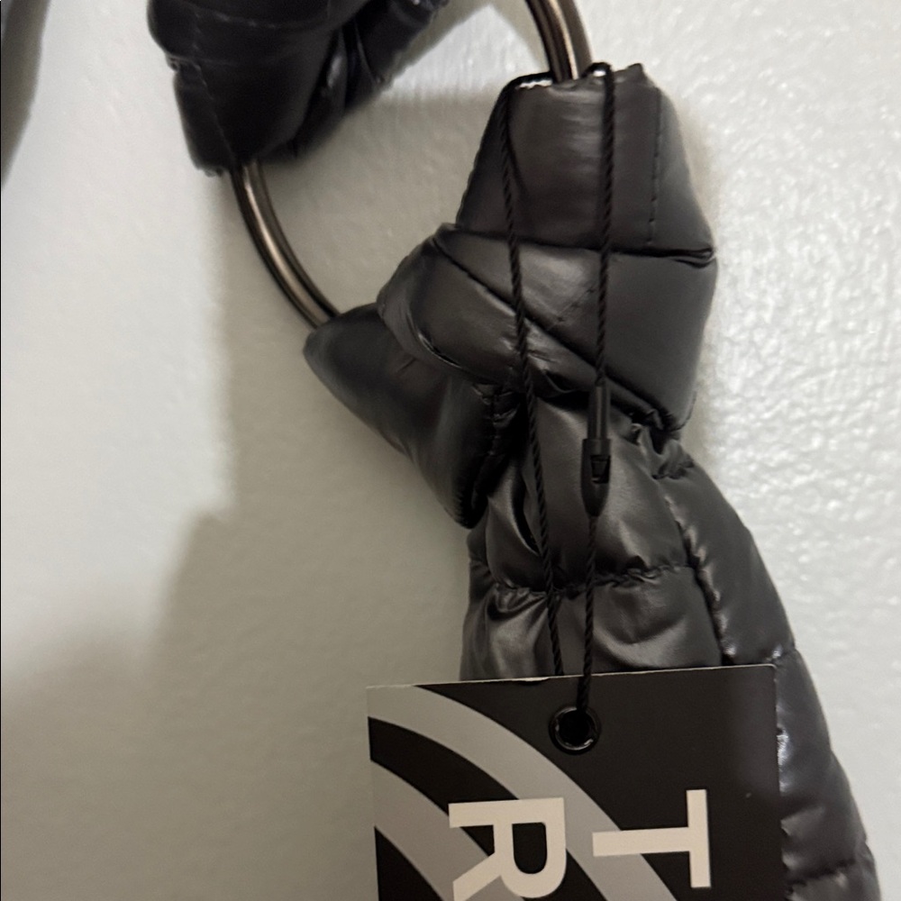 THINK ROYLN Quilted Black Belt Bag - Picture 6 of 9